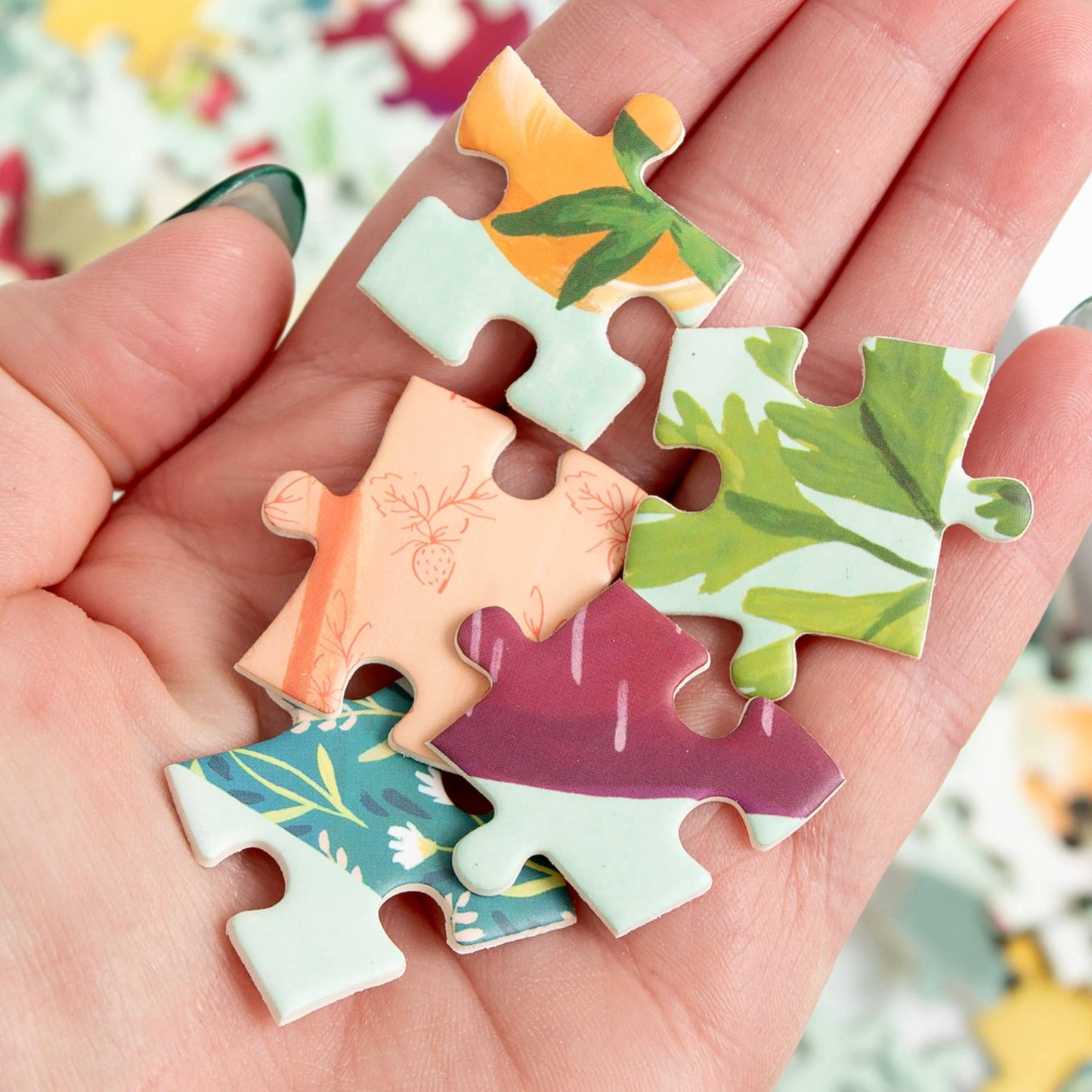 In The Garden - 500 Piece Jigsaw Puzzle
