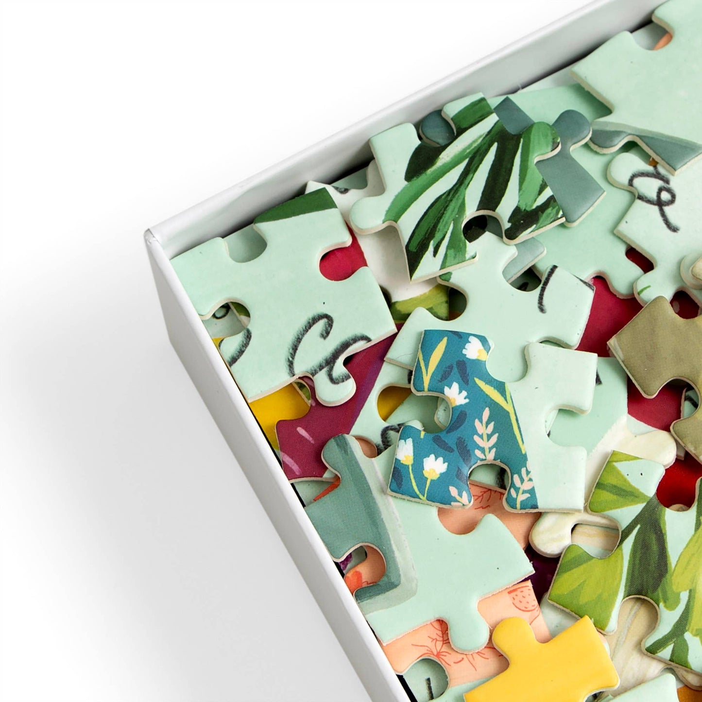 In The Garden - 500 Piece Jigsaw Puzzle