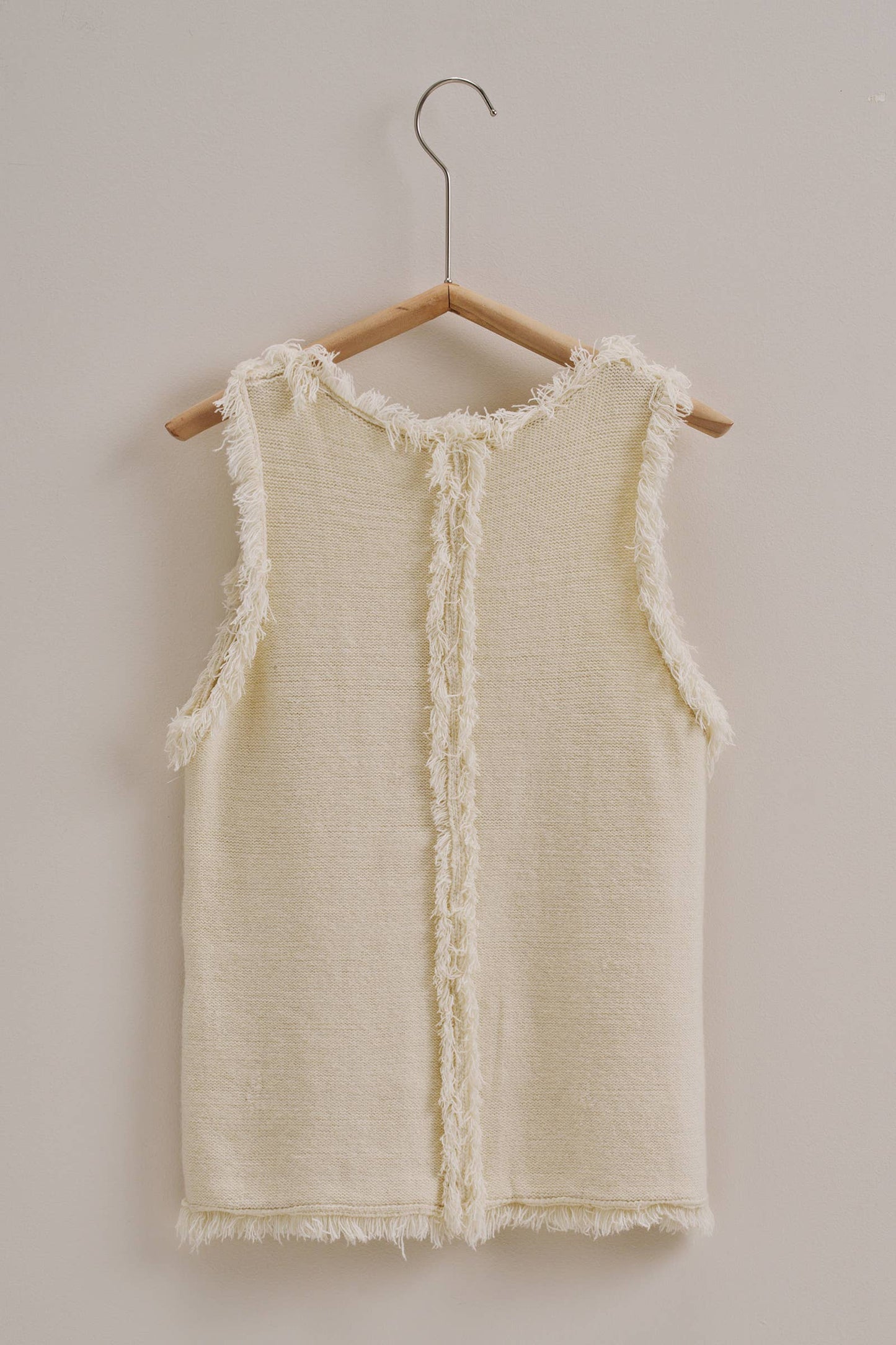 Frayed Trim Knit Sleeveless Top
