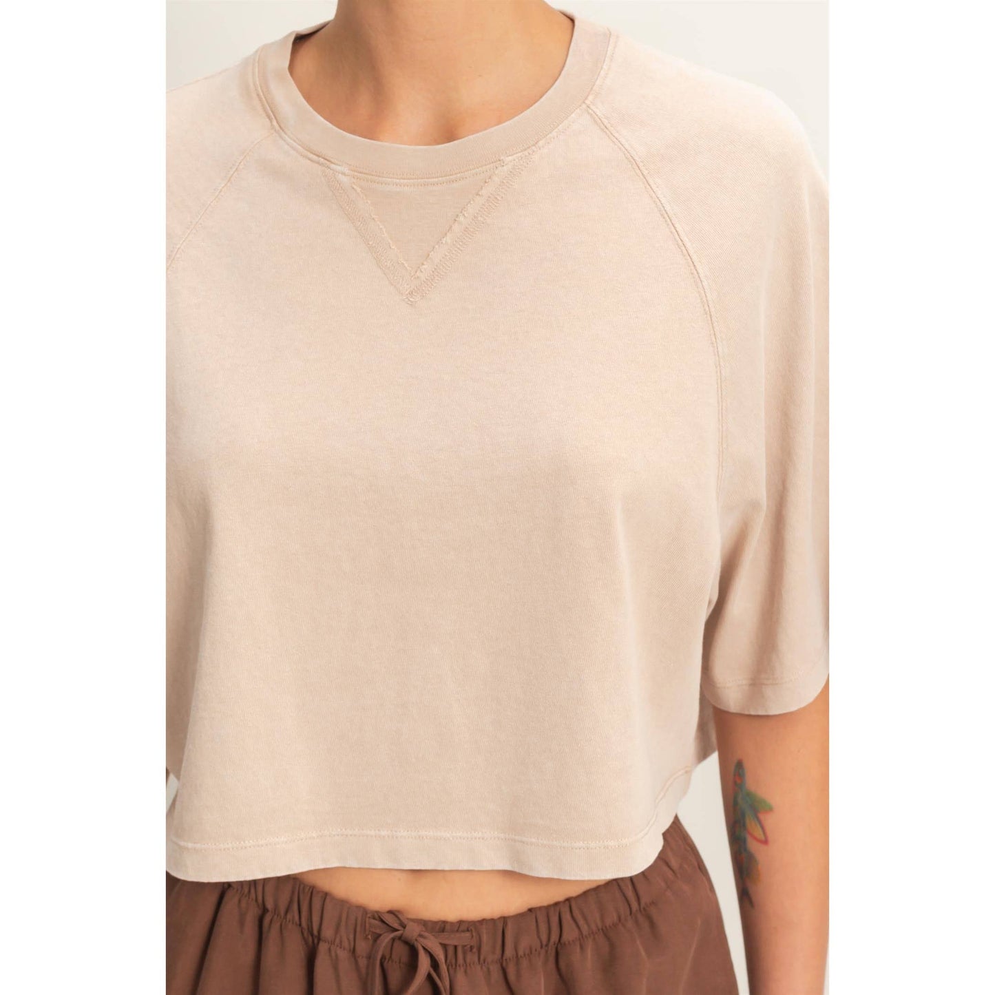 Mineral Washed Cropped Tee: FUCHSIA