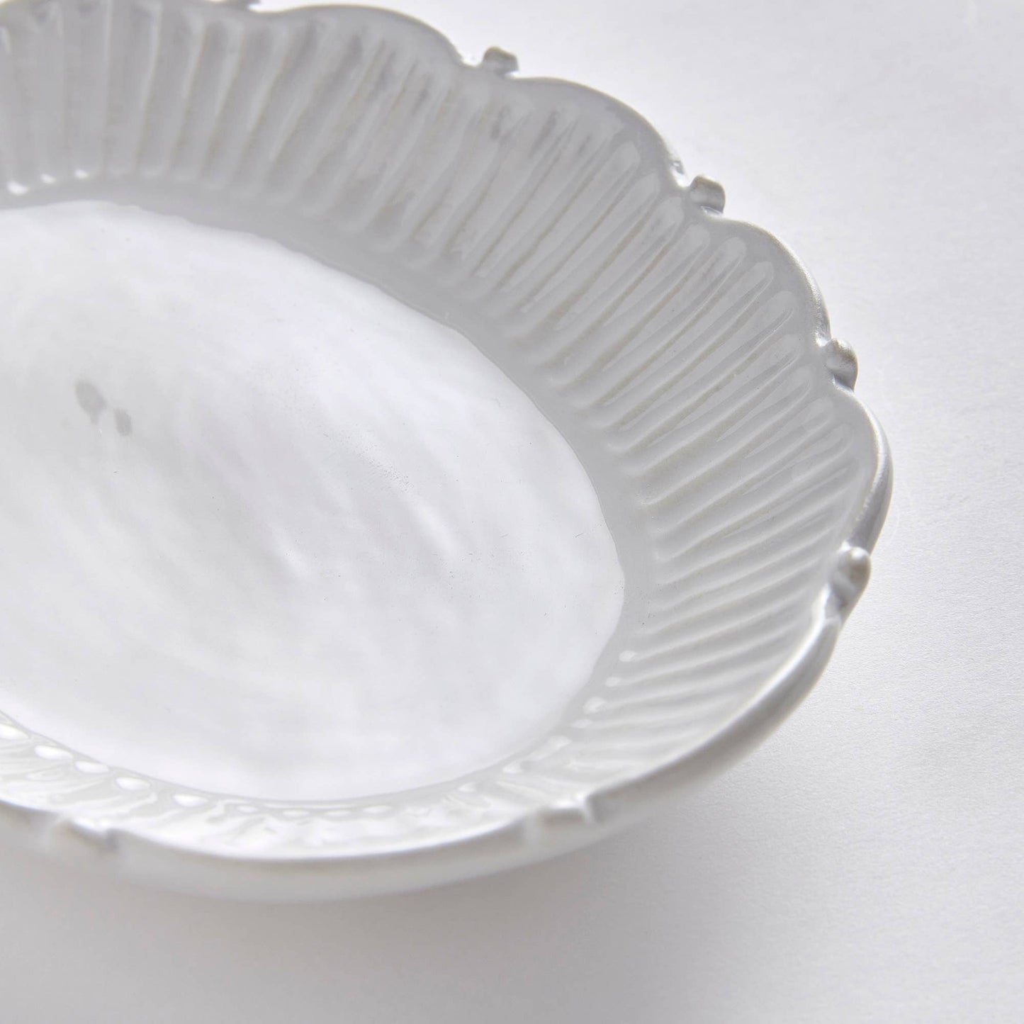 Mabel Round Serving Tray