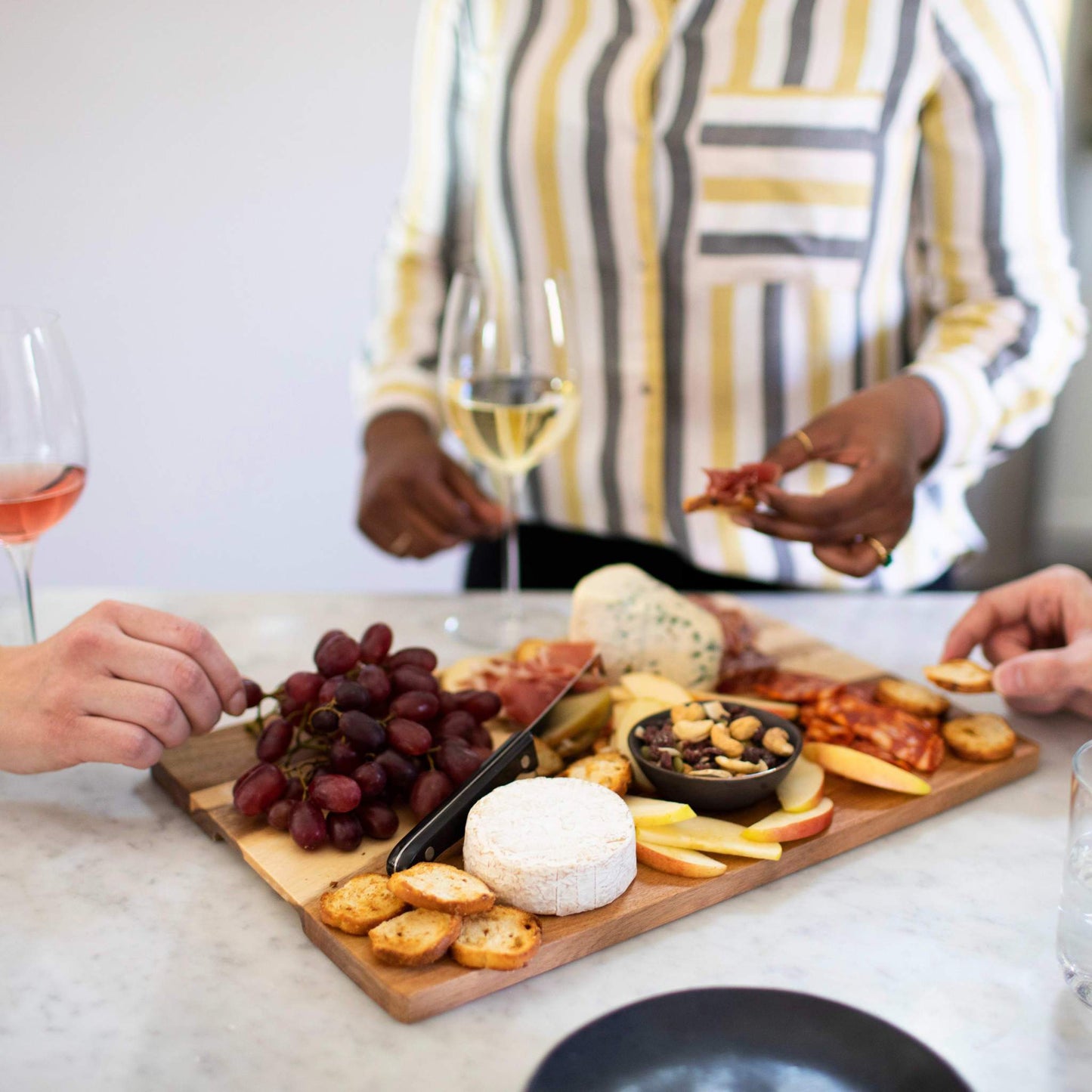 Acaciawood Cheese Board Serving Set with Glass Dome