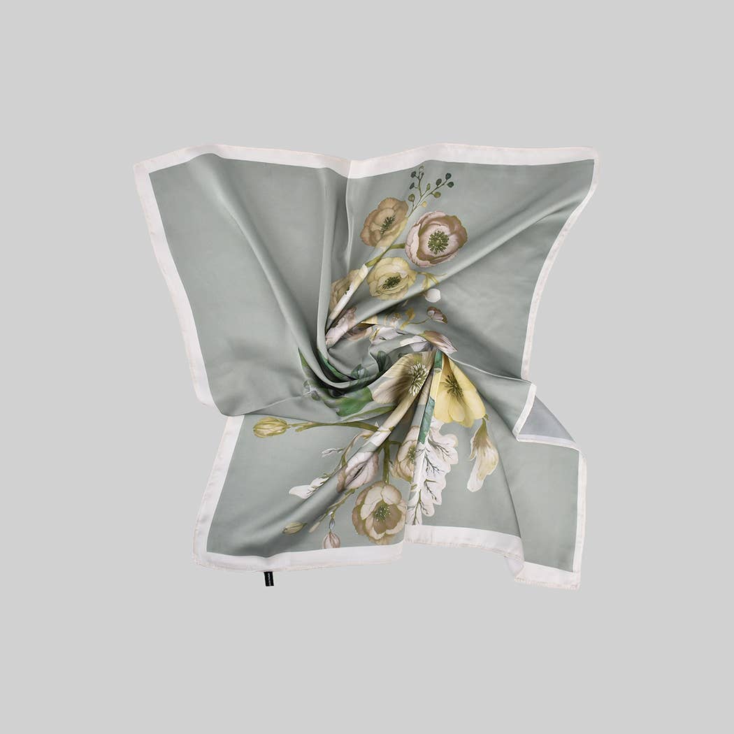 FLOWER PRINT SILKY SQUARE SCARF
