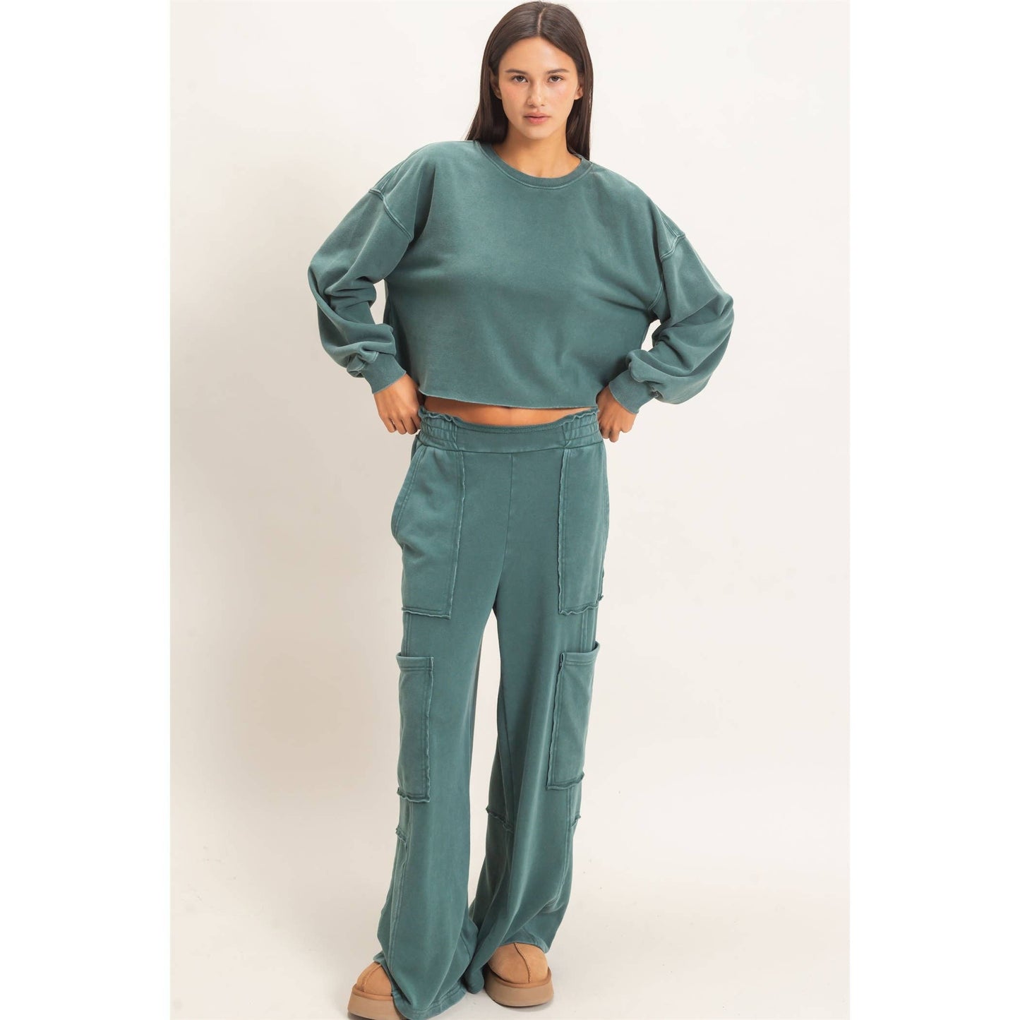Mineral Wash Raw Hem Cropped Sweatshirt