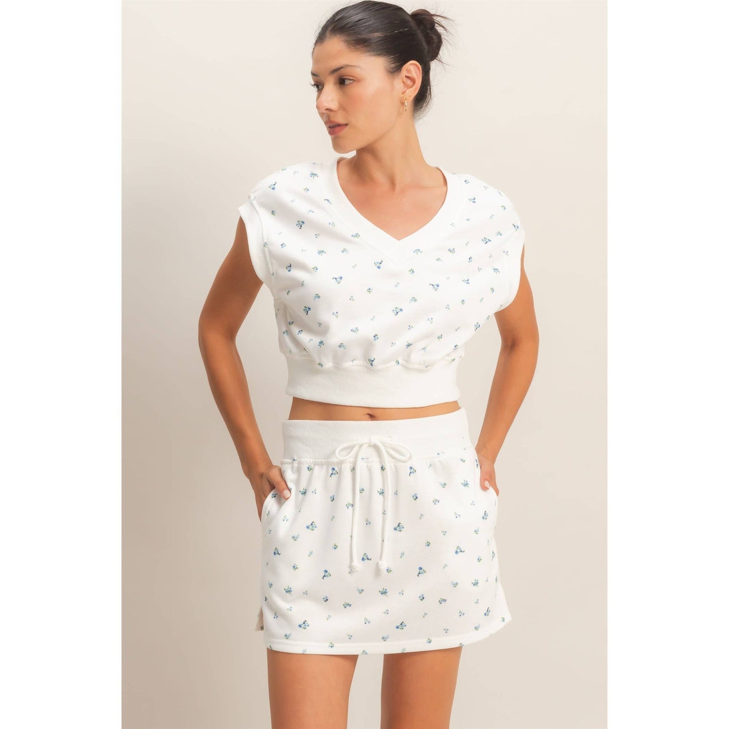 Floral V-Neck Crop Top