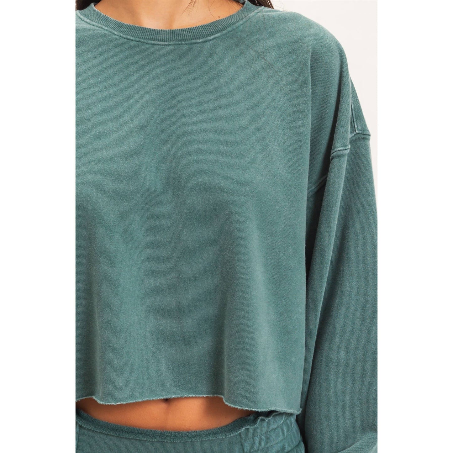 Mineral Wash Raw Hem Cropped Sweatshirt