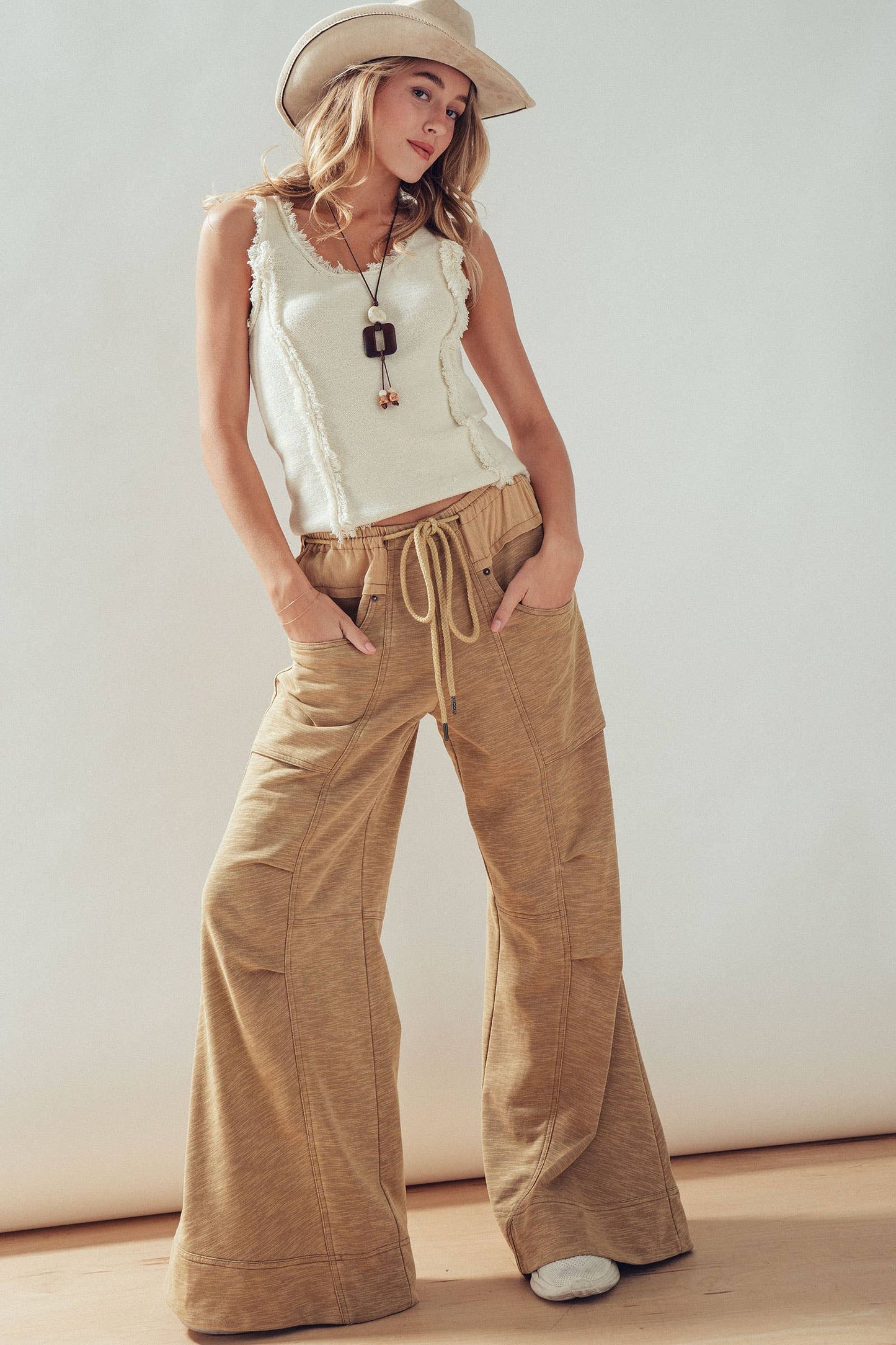 Frayed Trim Knit Sleeveless Top