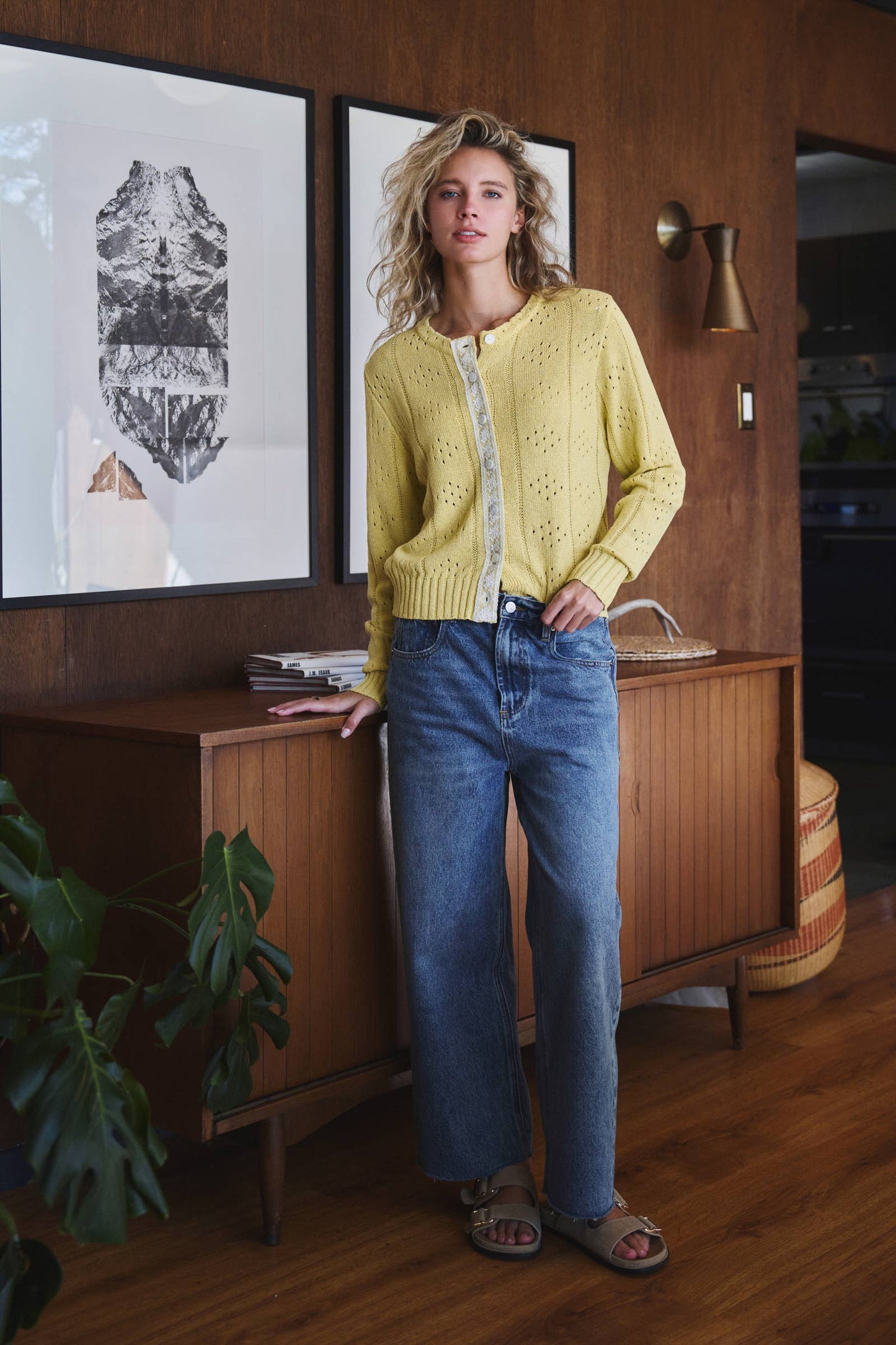 Relaxed Wide Leg Denim Jeans