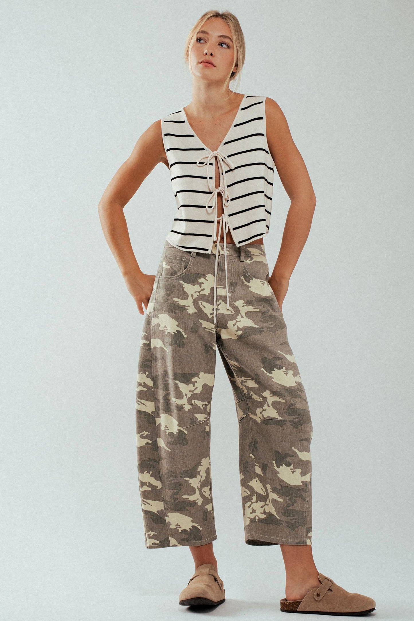 Camo Print Barrel Jeans