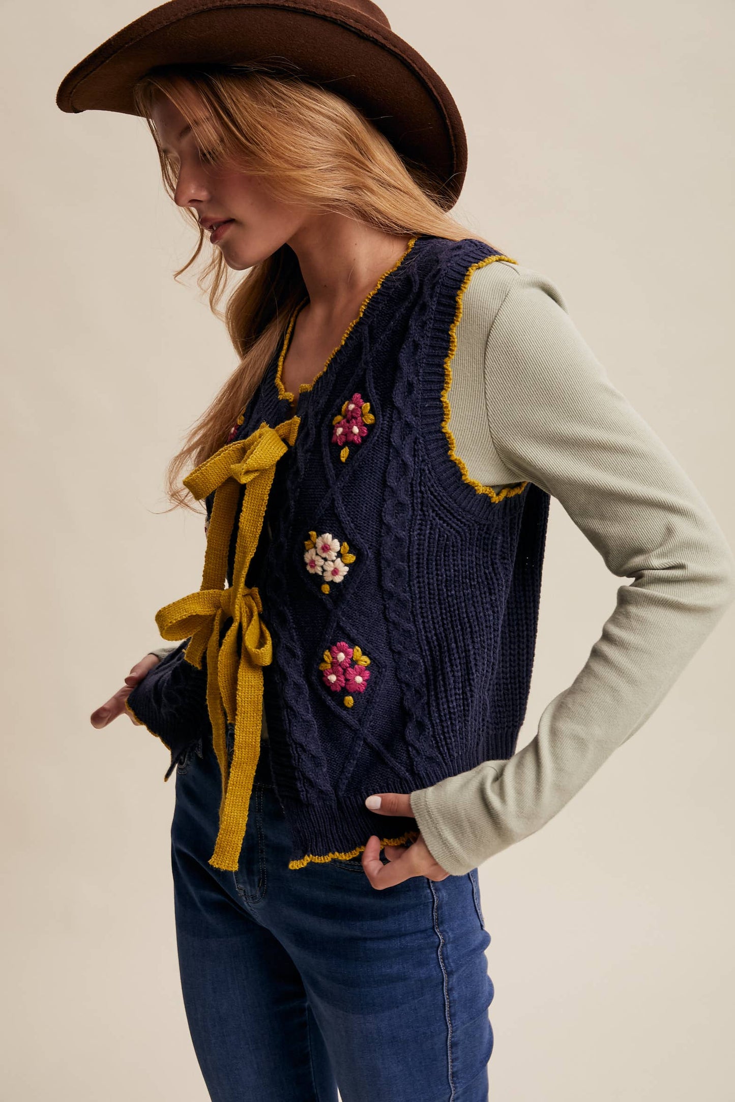 Bow-Tie Floral Knit Vest