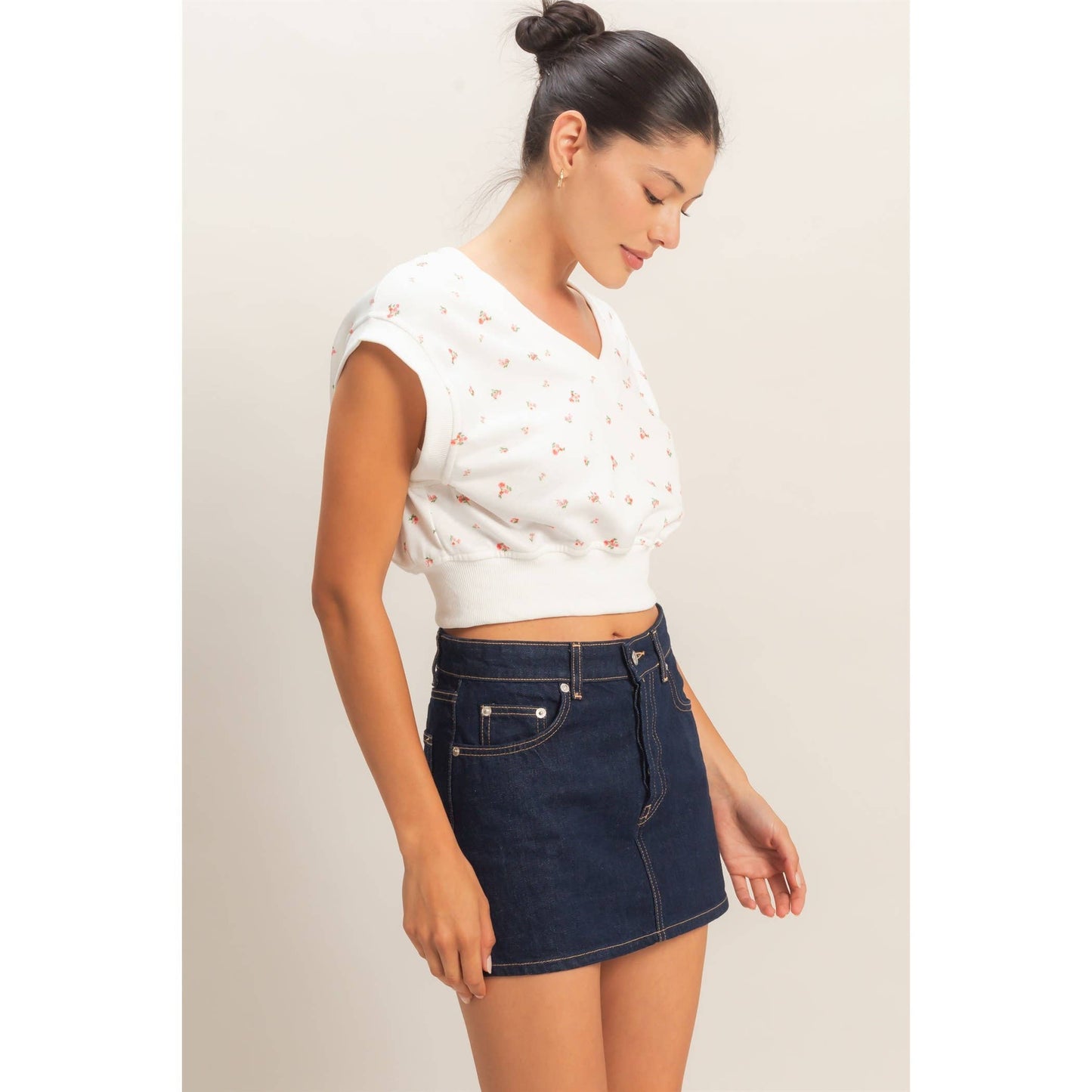Floral V-Neck Crop Top