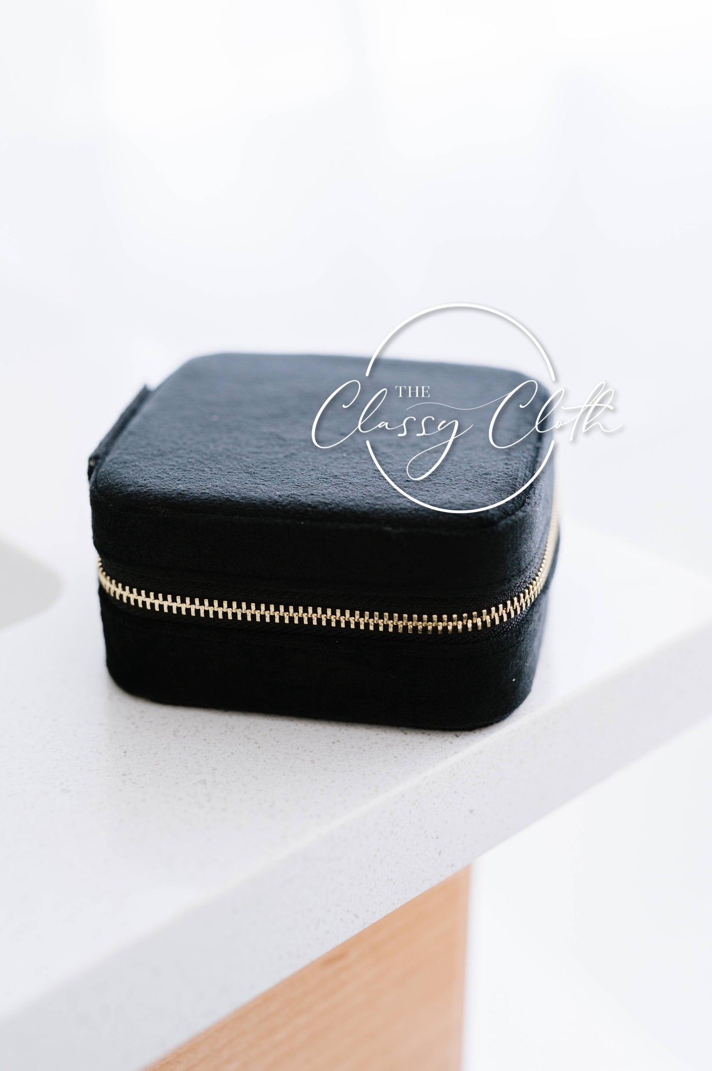 Mini Velvet Jewelry Case - Black