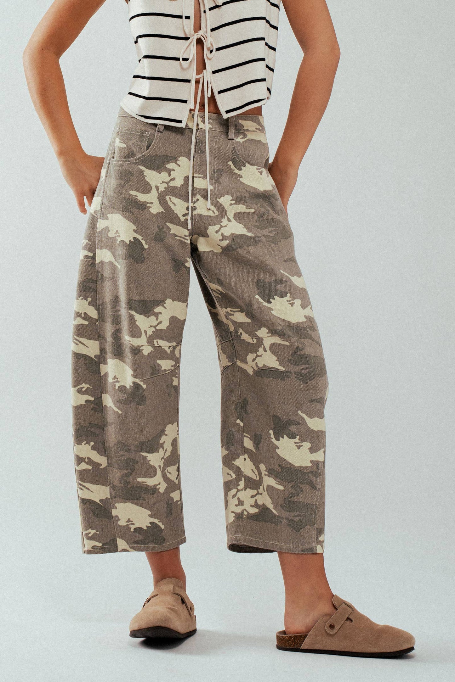 Camo Print Barrel Jeans