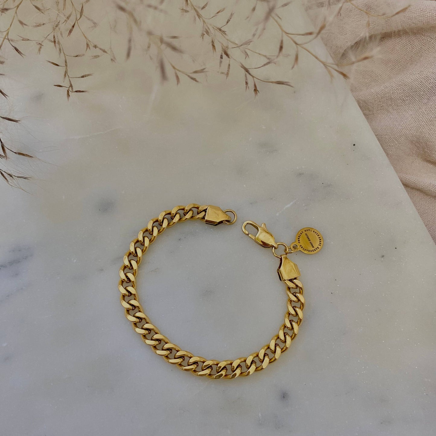 Gold filled 18k curb chain bracelet layering jewelry