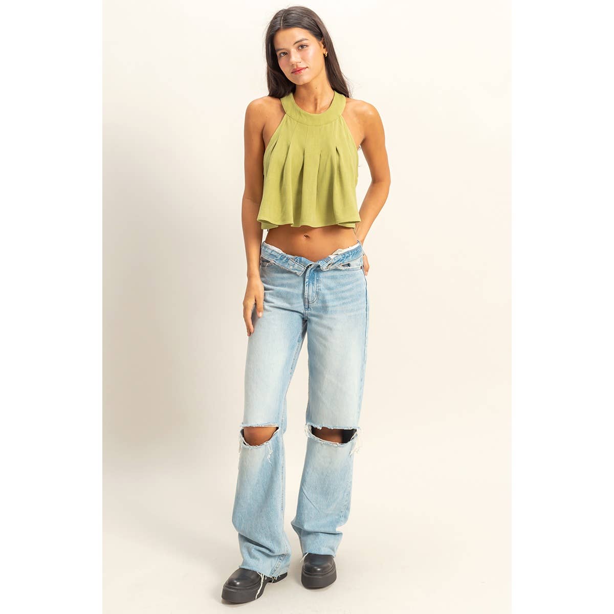 Halter Pleated Ruffle Crop Top: LIGHT OLIVE