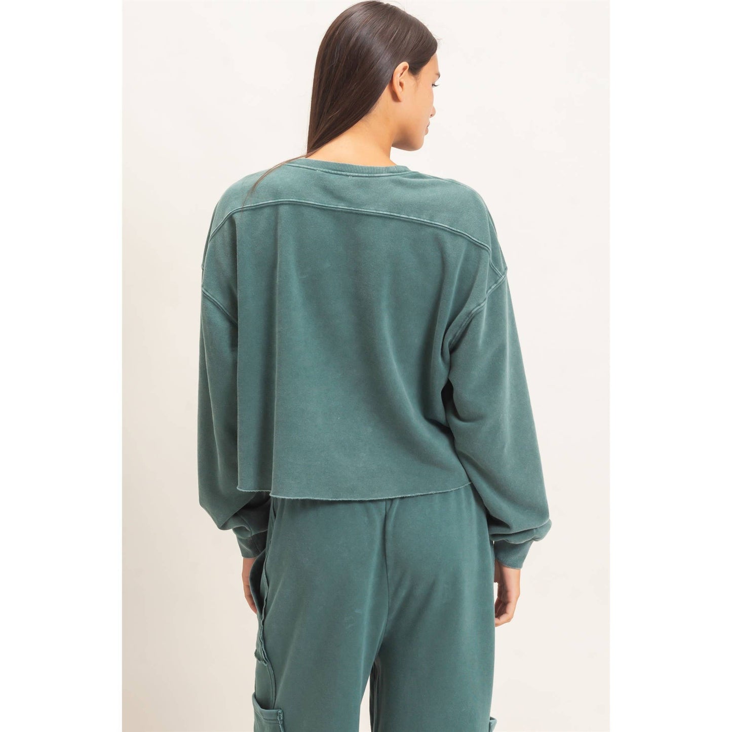 Mineral Wash Raw Hem Cropped Sweatshirt