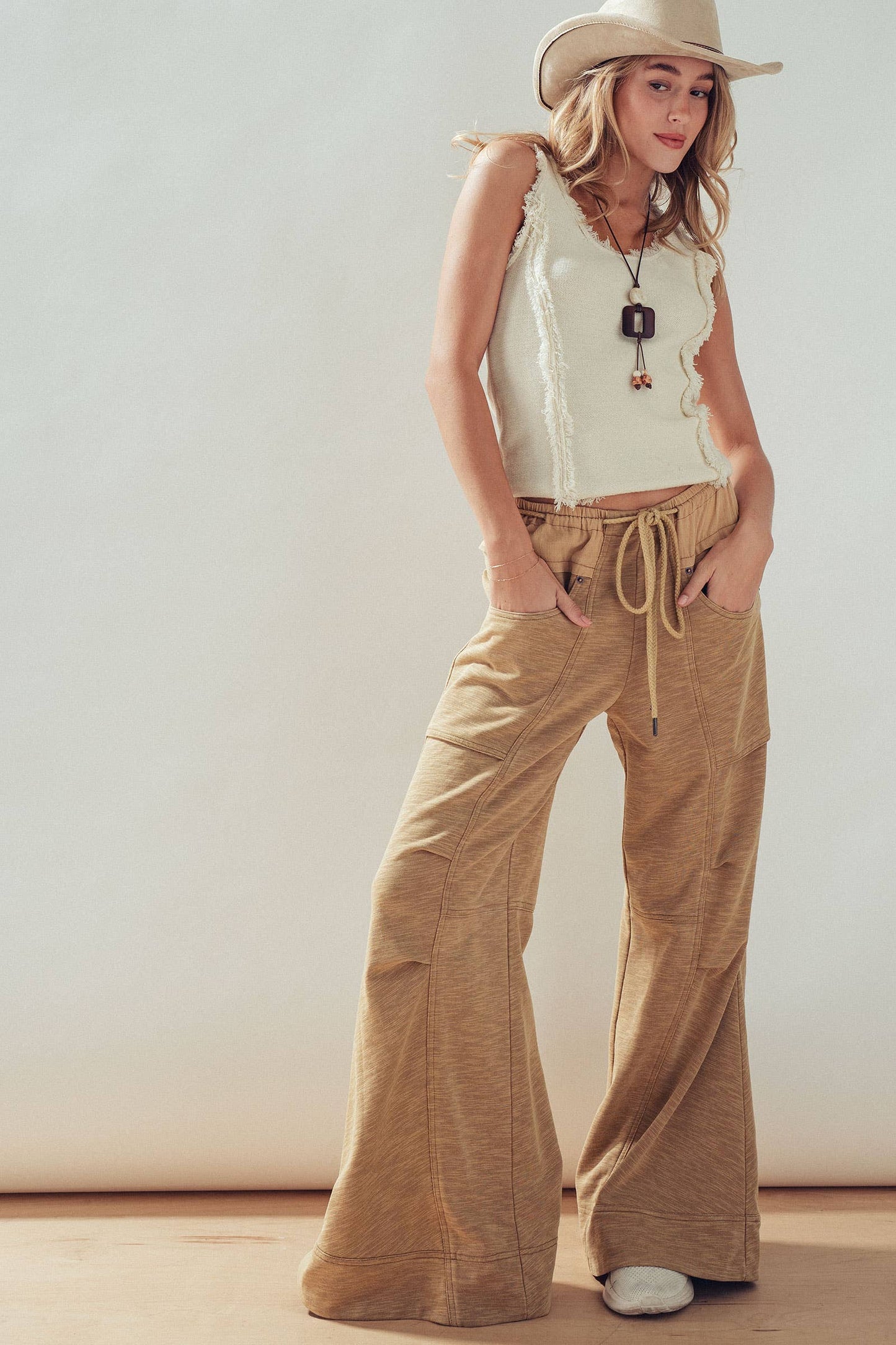 Frayed Trim Knit Sleeveless Top