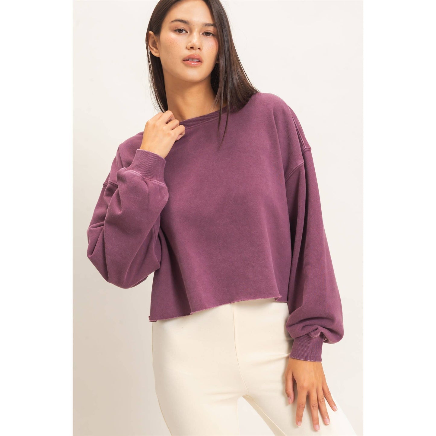 Mineral Wash Raw Hem Cropped Sweatshirt