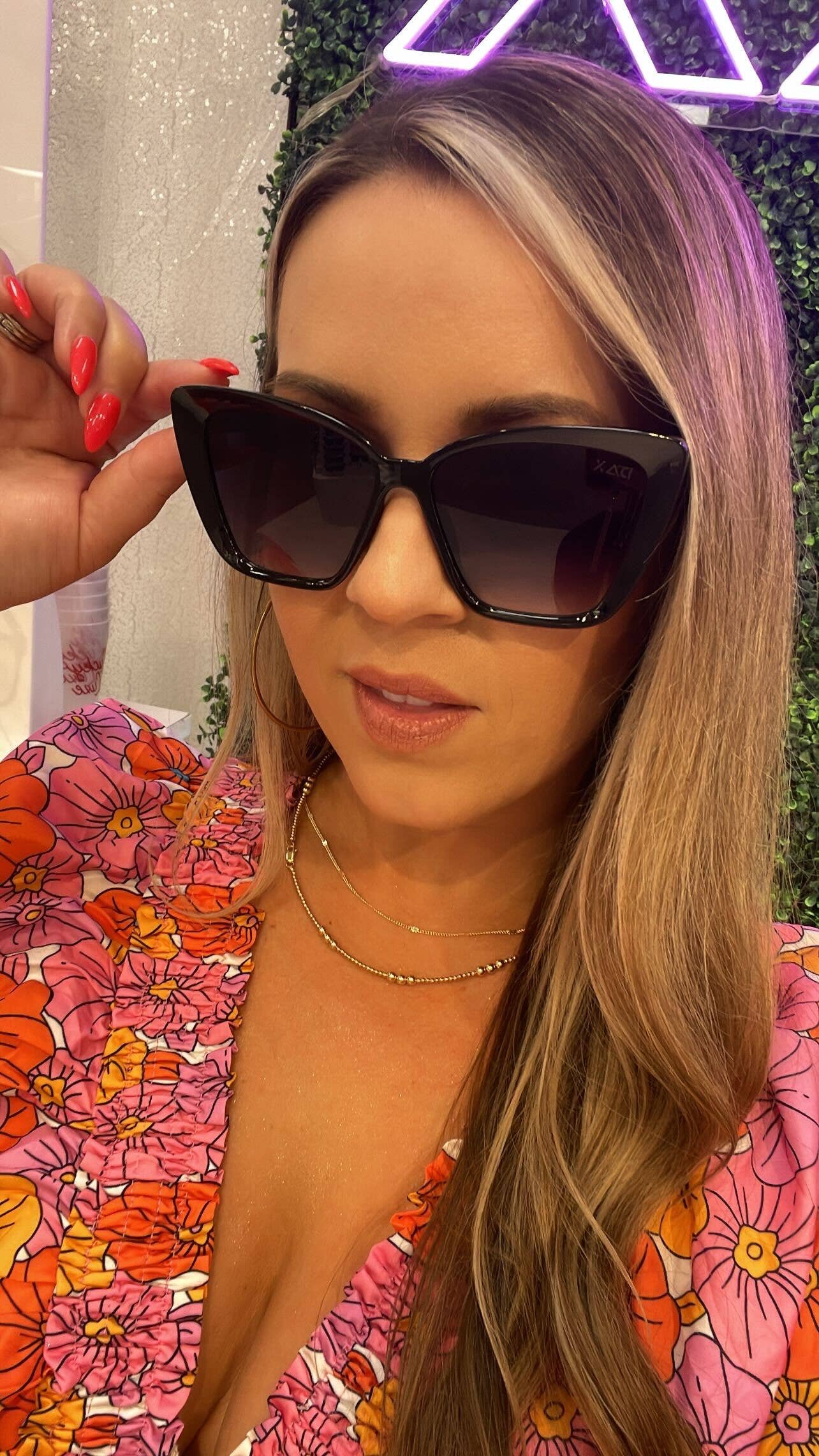 Dax - Callie - Medium Cat Eye Sunglasses