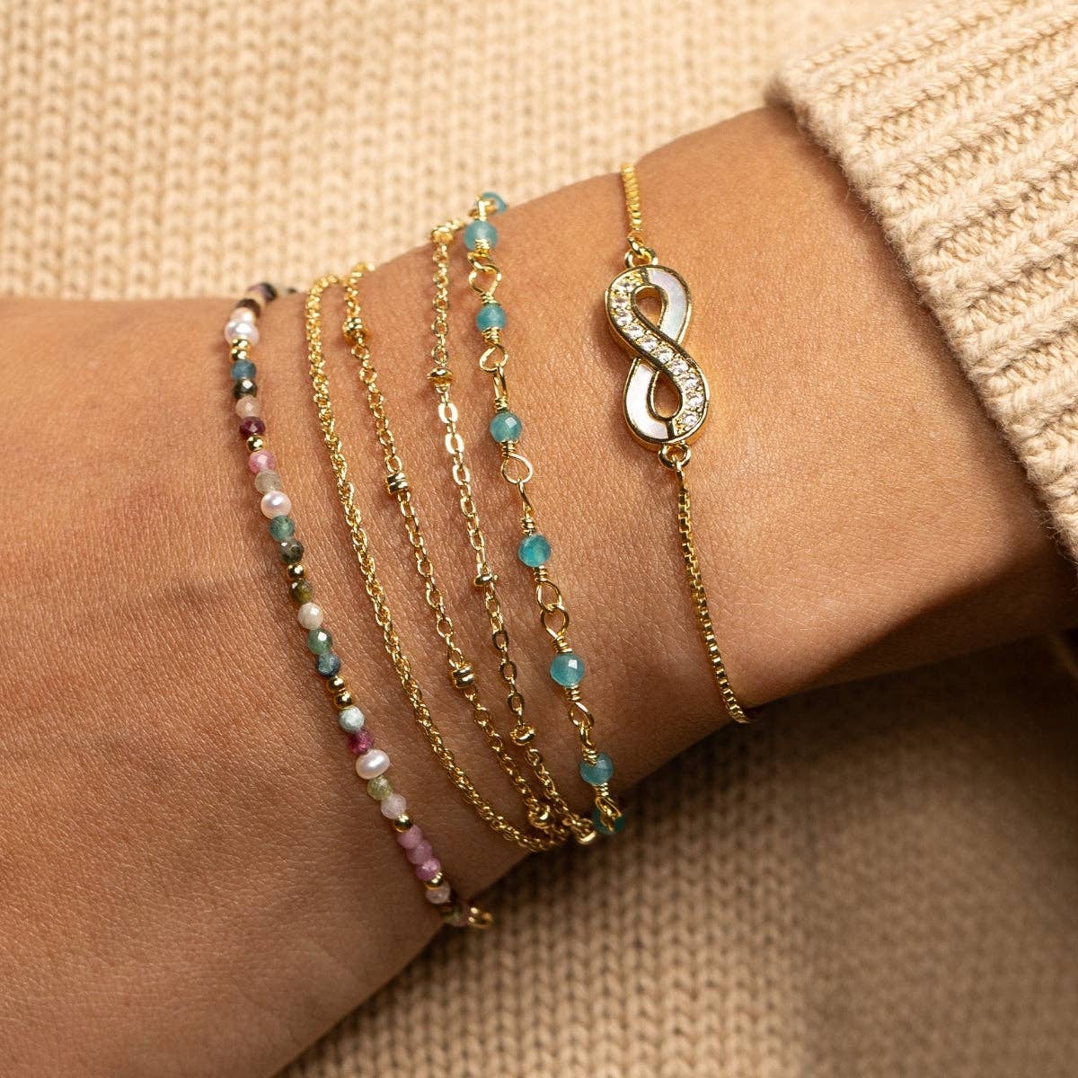 Double Row Delicate Chain Pulley Bracelet