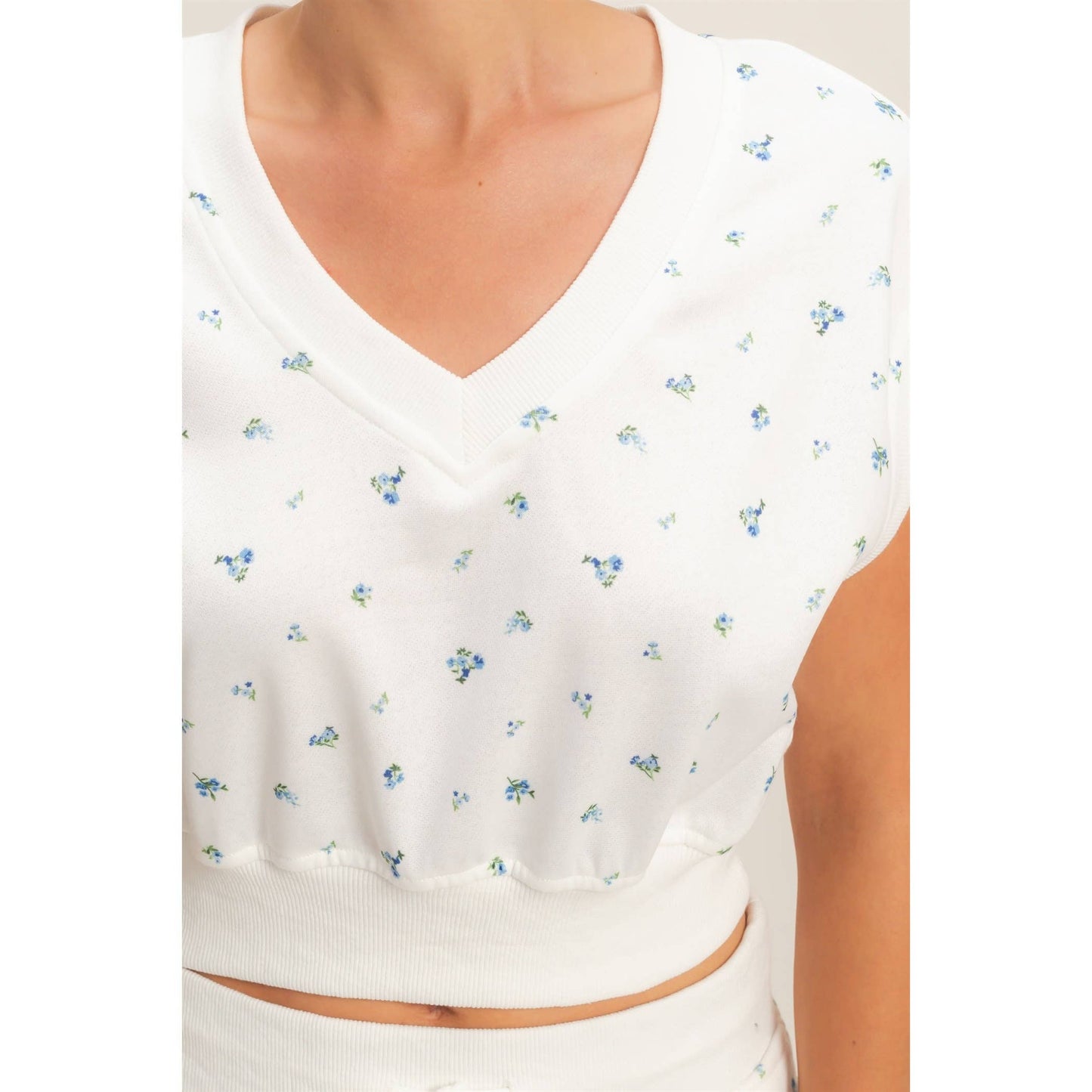 Floral V-Neck Crop Top