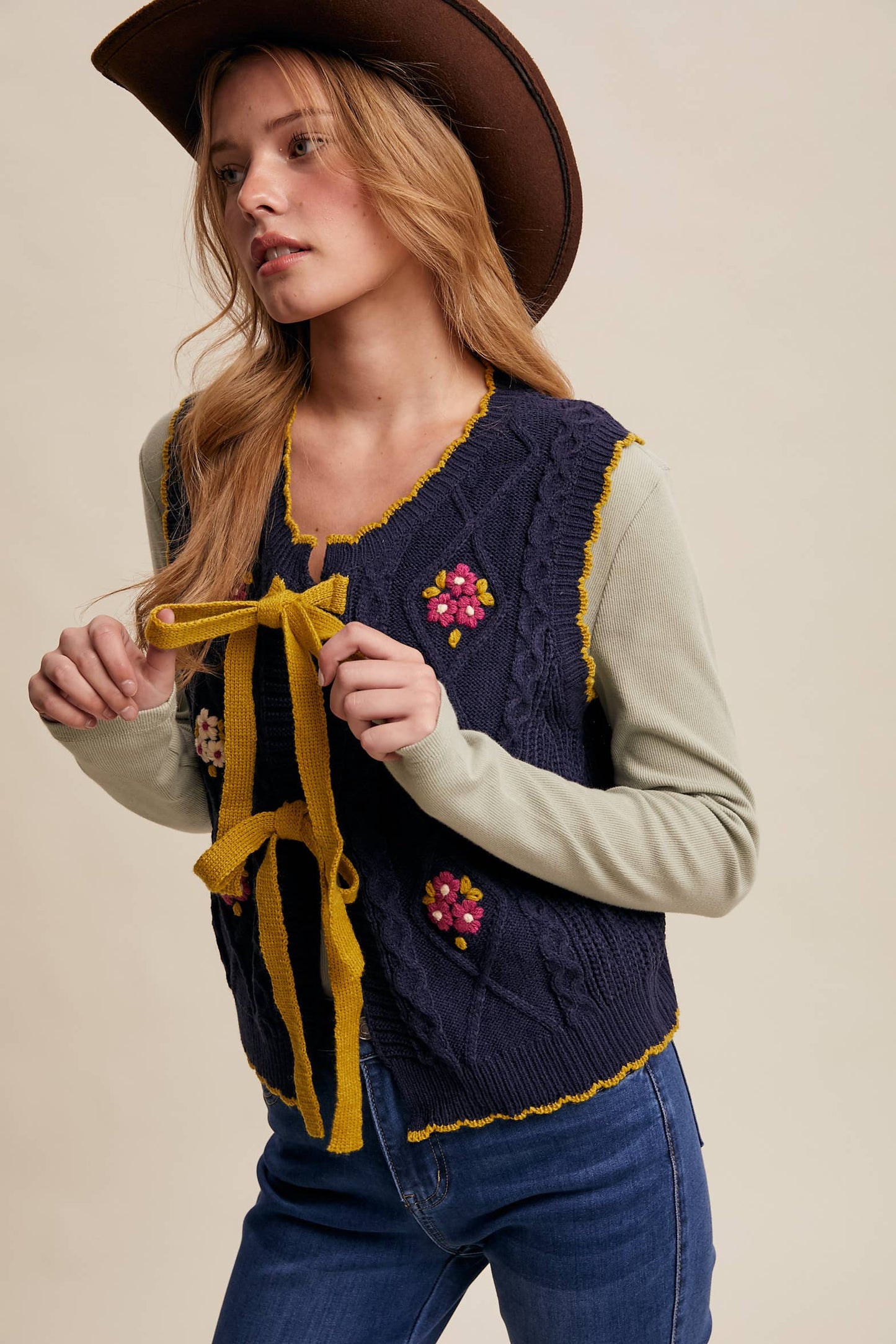 Bow-Tie Floral Knit Vest