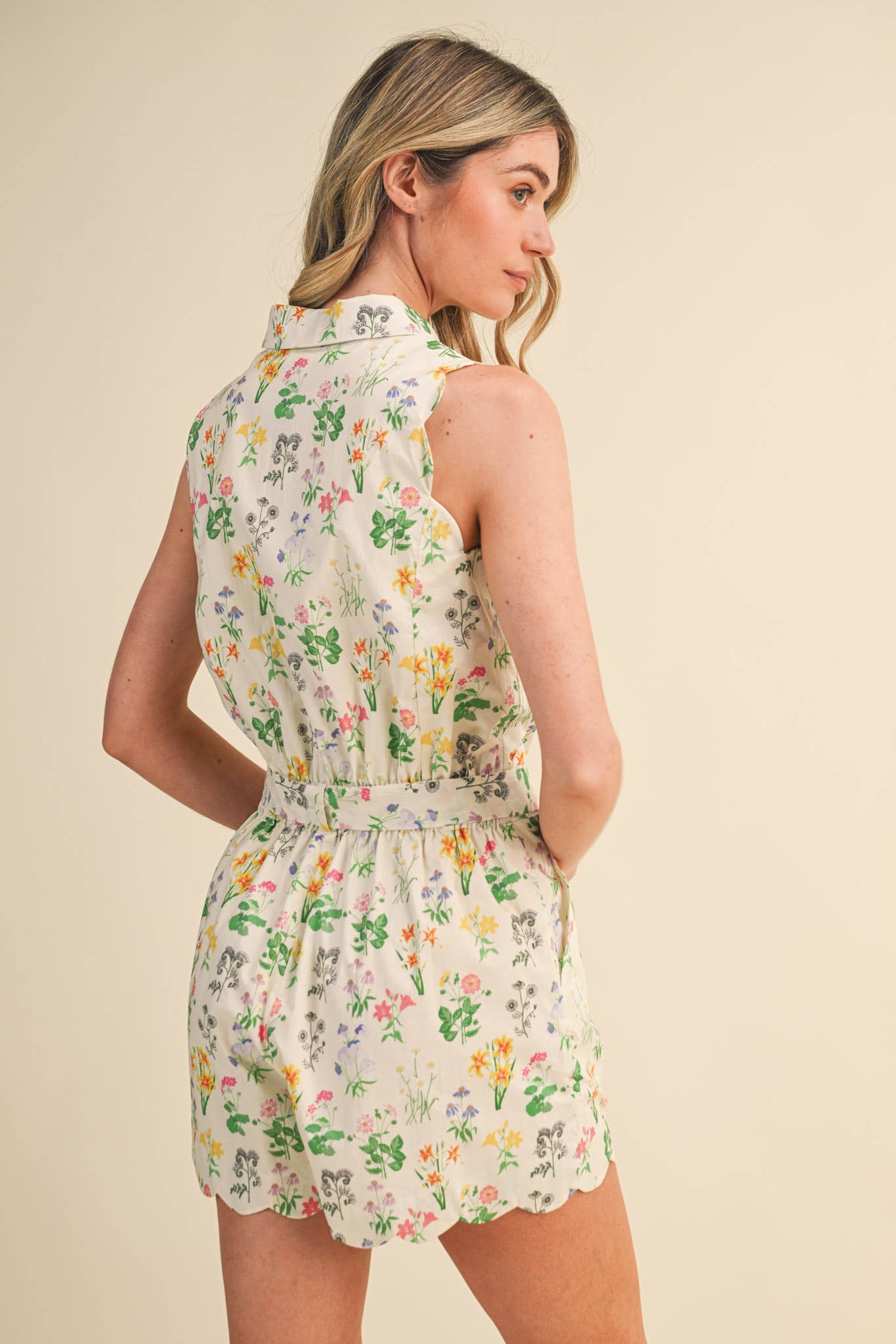 Floral Print Scalloped Romper