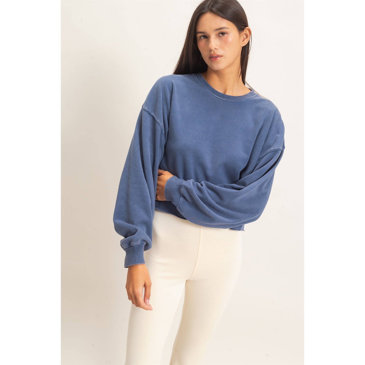 Mineral Wash Raw Hem Cropped Sweatshirt