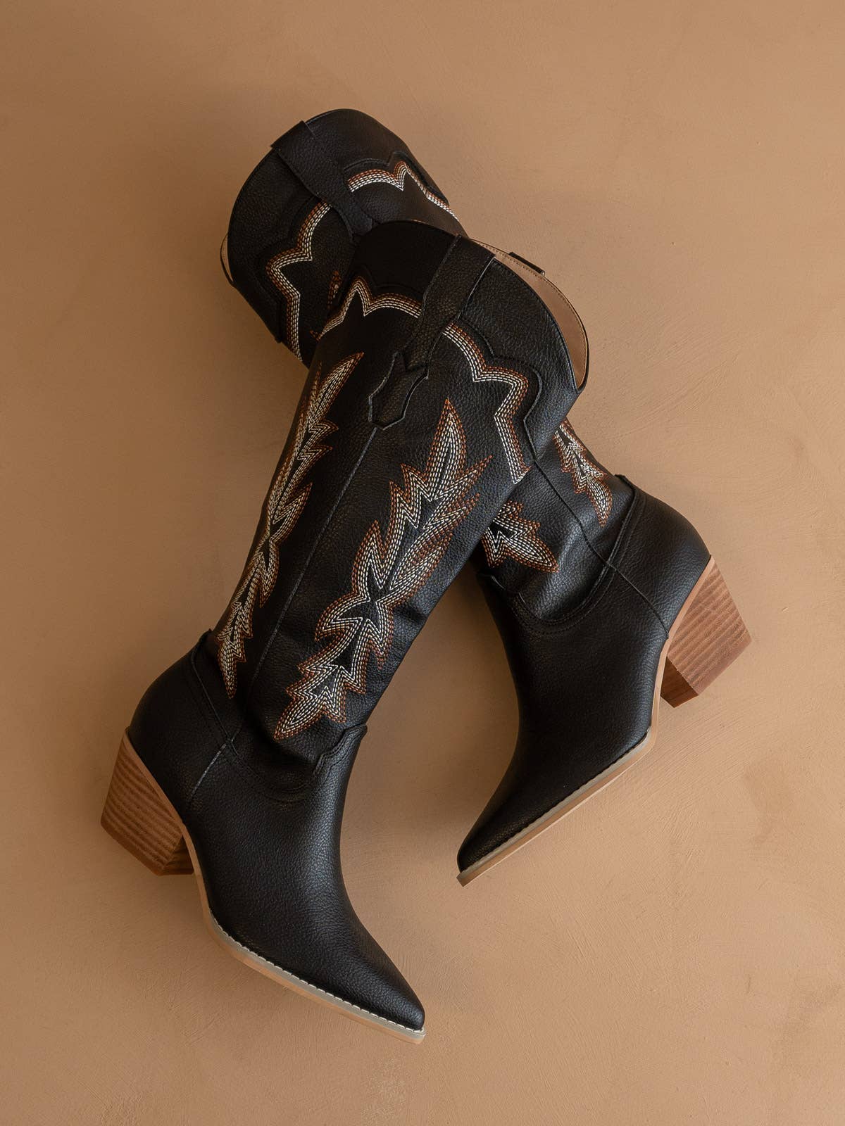 The Ainsley Black | Embroidered Cowboy Western Boot