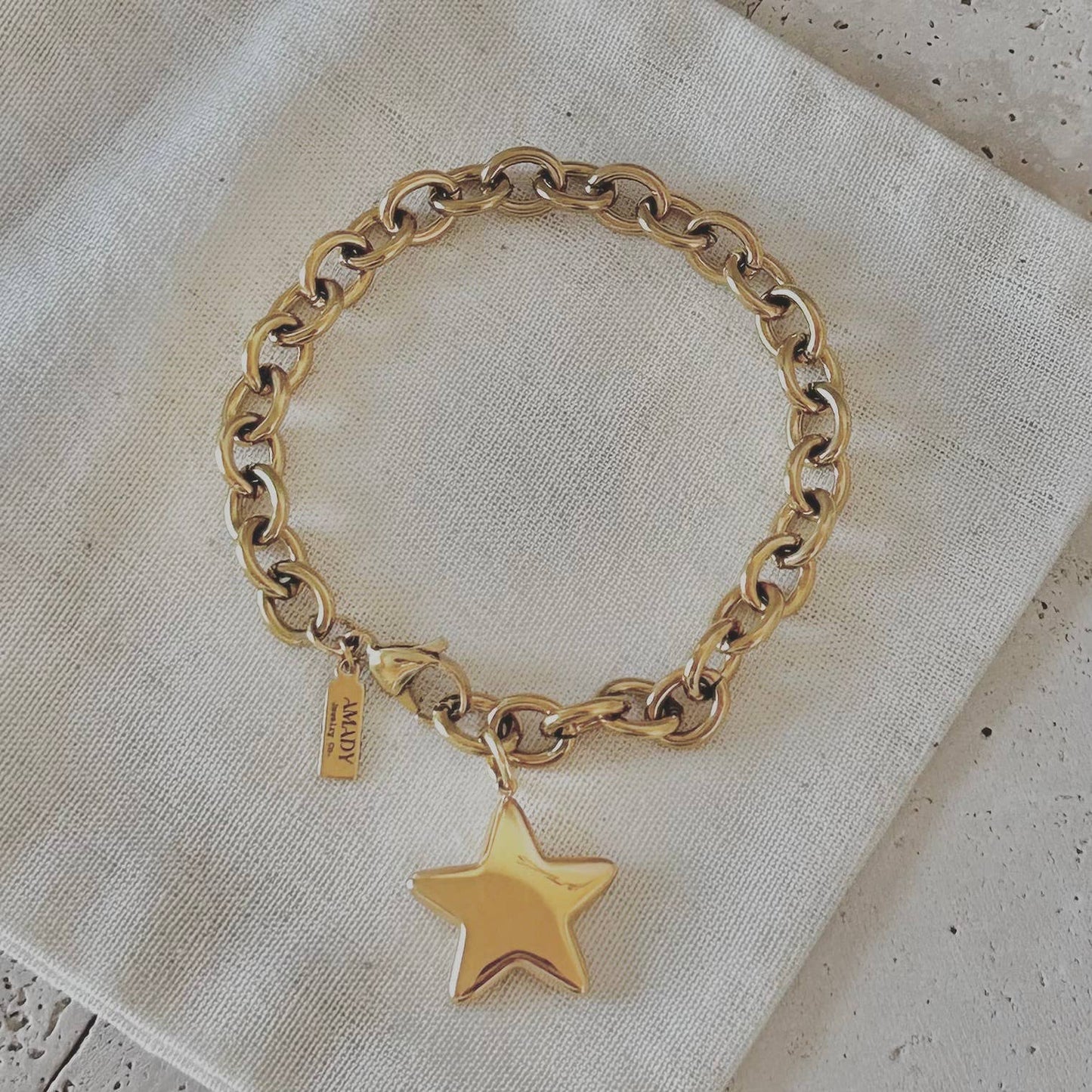18k Gold Plated Star Pendant Bracelet – Adjustable Chain