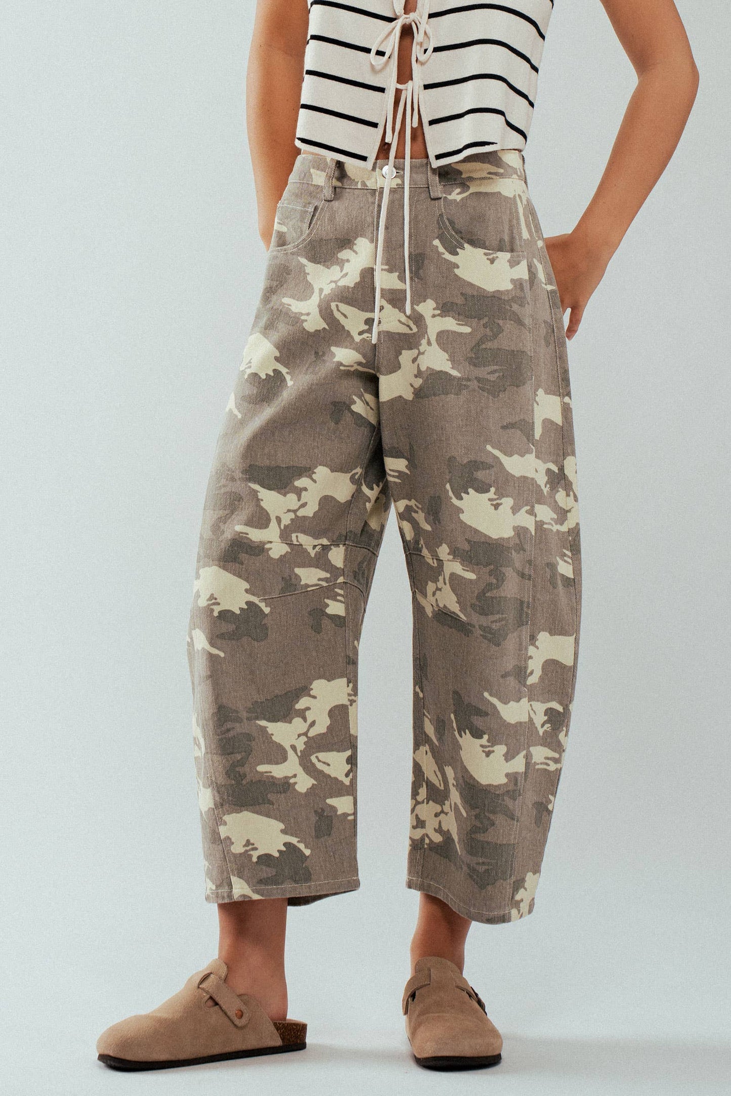 Camo Print Barrel Jeans