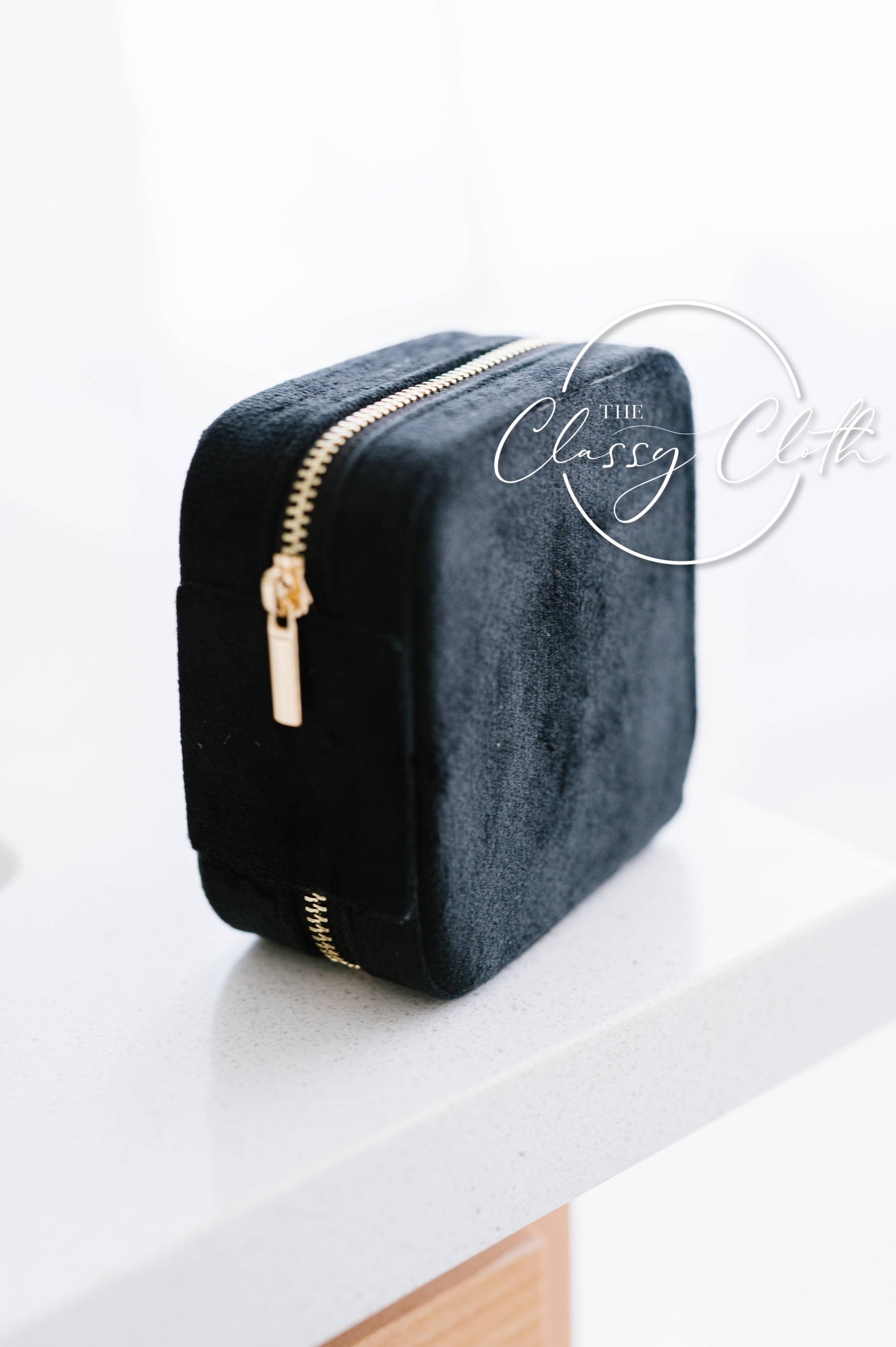 Mini Velvet Jewelry Case - Black