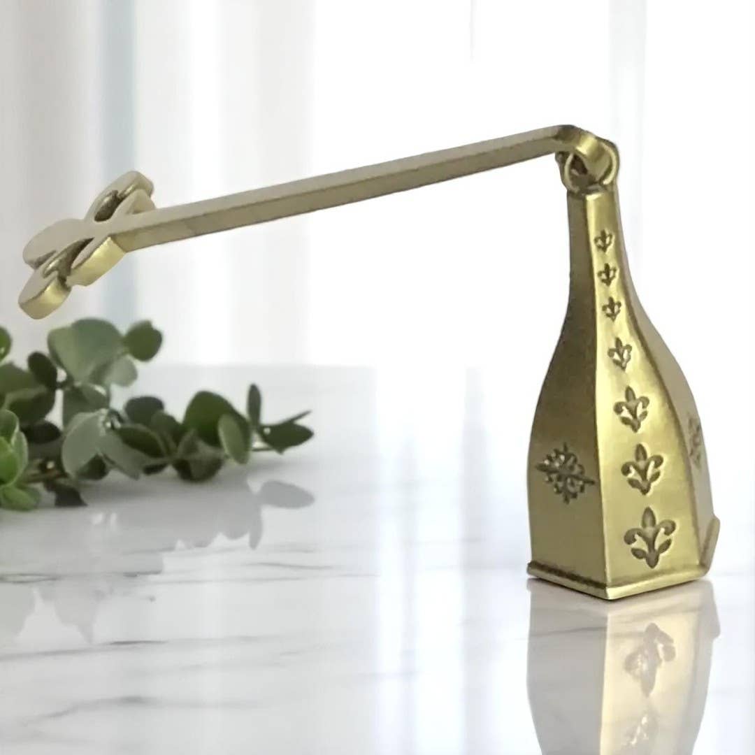 Fleur De Lis Snuffer With Antique Brass Finish