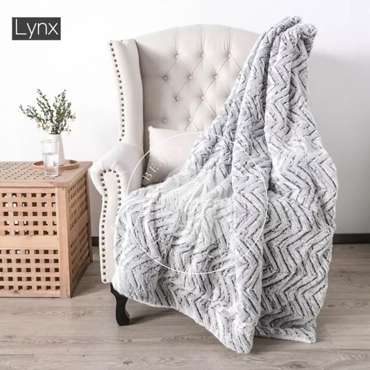 Cozy Lynx Blanket
